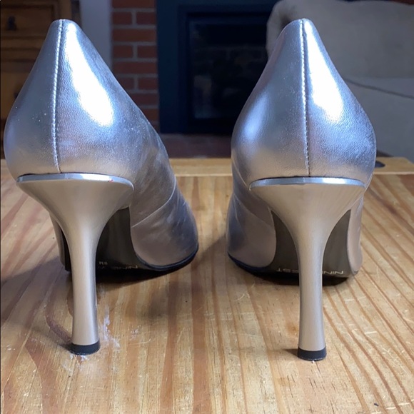Nine West Metallic Pumps - Picture 5 of 7
